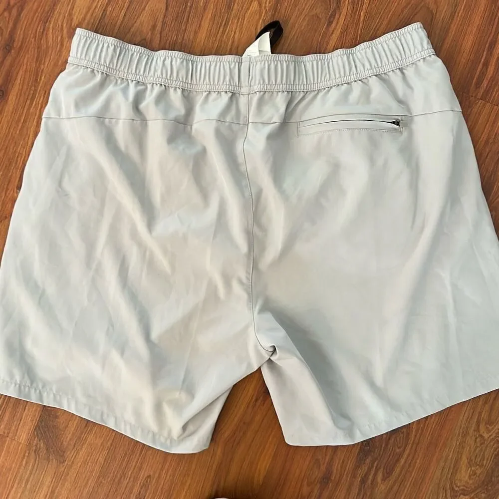NWOT Reebok men's gray volley swim shorts quick dry size L